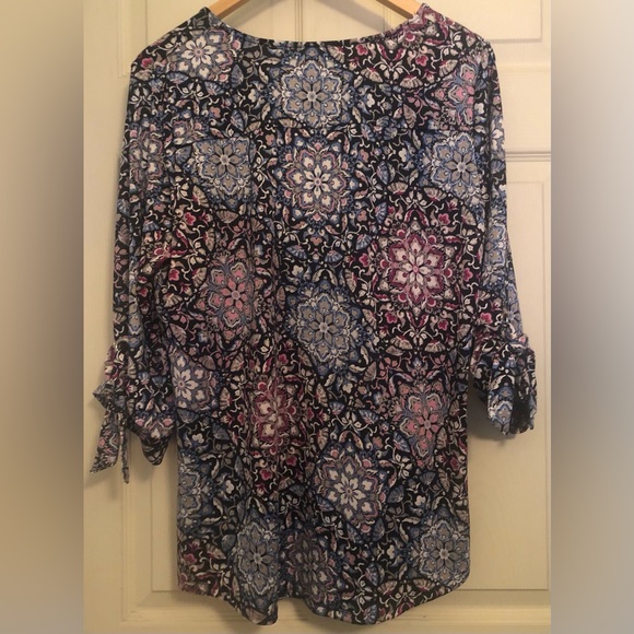 Croft and Barrow 3/4 Sleeve Top Blue Pink Black Size L - Picture 4 of 6